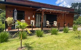 Casinha na serra para até 4 pessoas